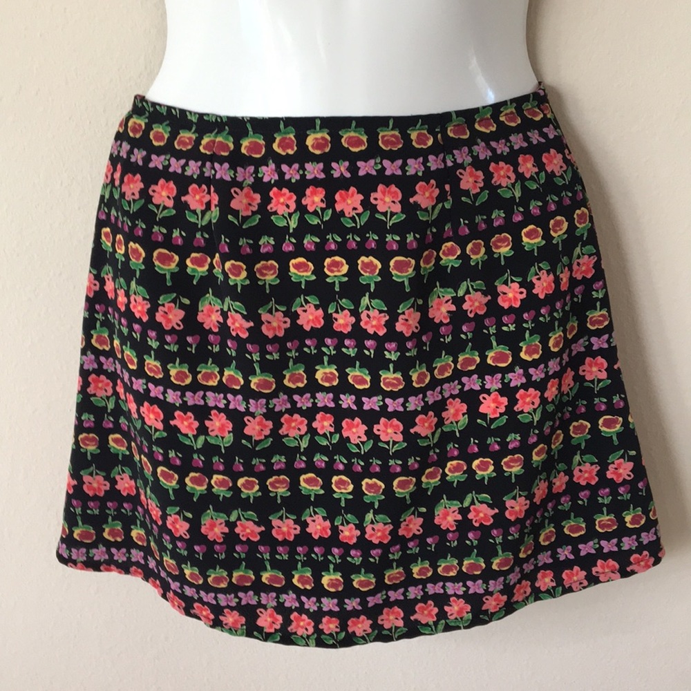 Vintage 90s Floral Mini Skirt XS Black Retro Boho Coastal Beach